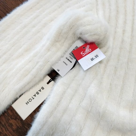 NWT Aritzia Babaton Ulmann Sweater - Picture 9 of 9